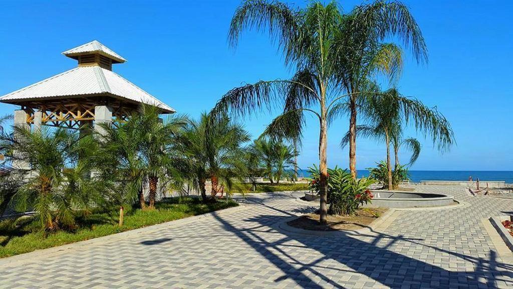Uw Oasis Hotel La Ceiba Zewnętrze zdjęcie